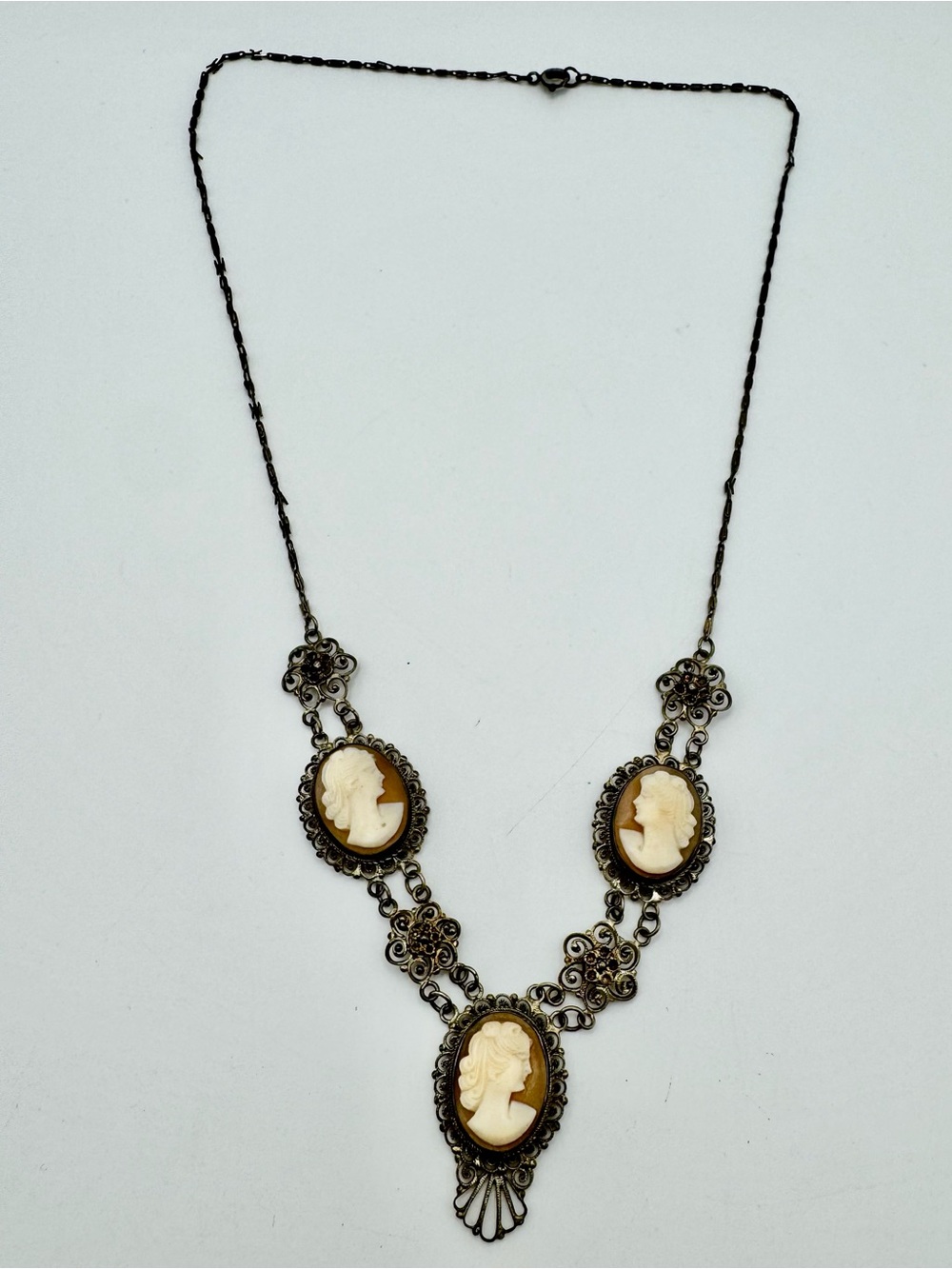 Vintage 800 Silver Triple Cameo Filigree Necklace 12g 11” inch